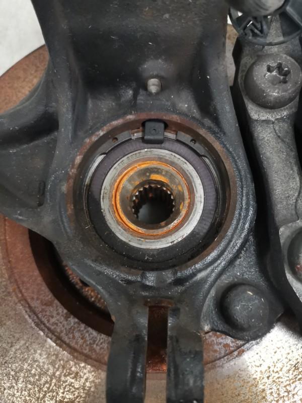 Mozzo anteriore sinistro CITROEN C3 2 PHASE 2 Gasolina - 1