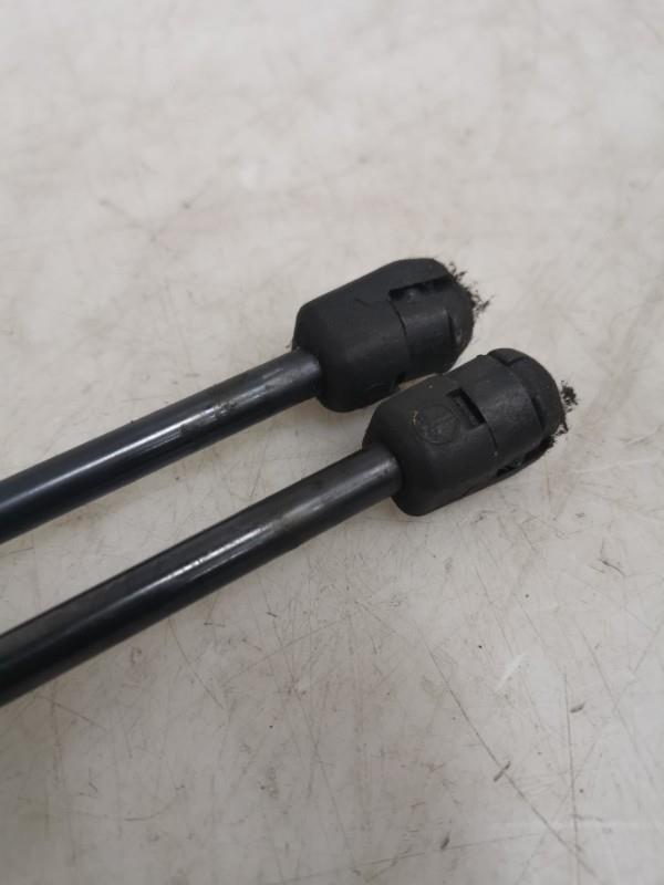 Verin de coffre RENAULT CLIO 3 PHASE 1 BREAK Diesel - 1