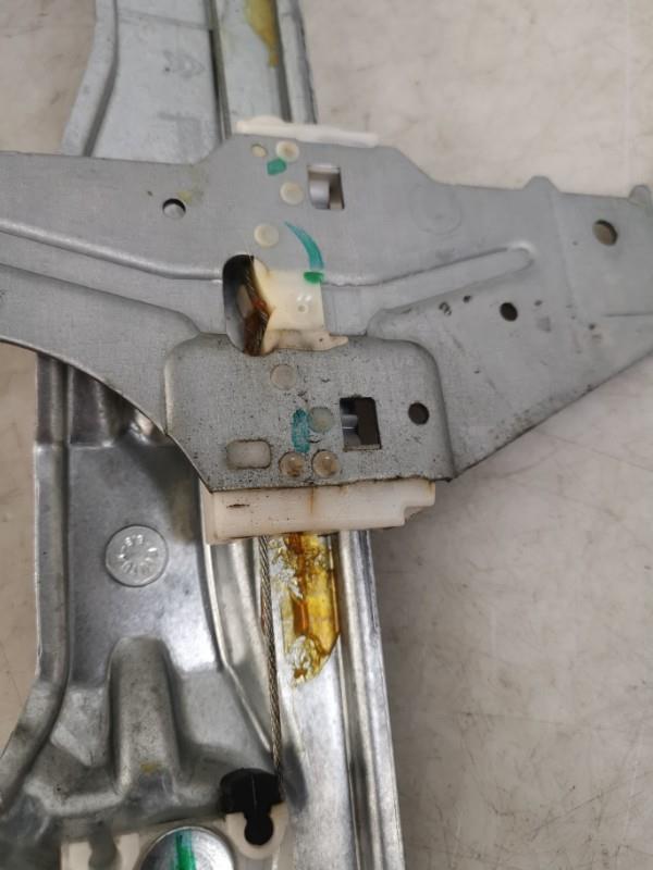 Alzacristalli manuale posteriore sinistro CITROEN C3 PICASSO PHASE 1 Diésel - 1