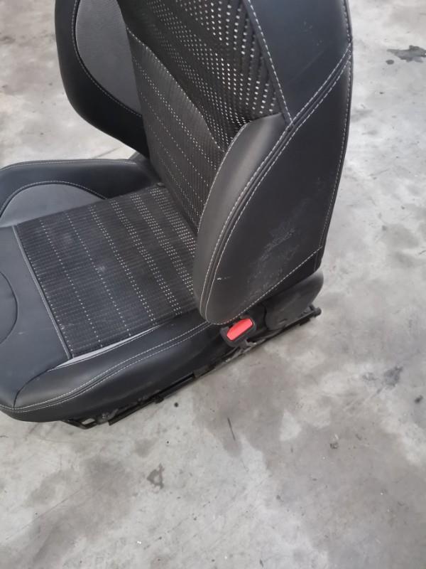 Siege avant droit PEUGEOT 2008 1 PHASE 1 Diesel - 1