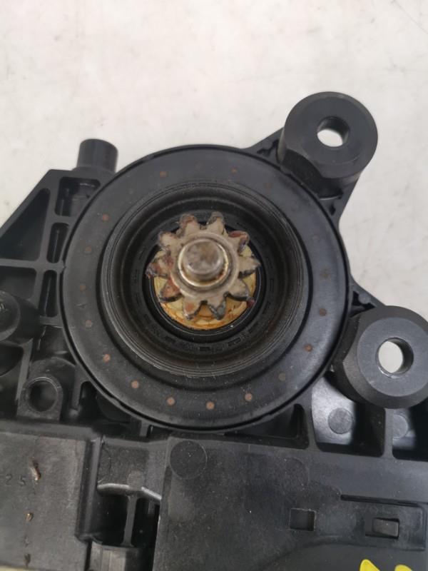 Motore alzacristalli anteriore sinistro RENAULT MEGANE 3 PHASE 1 COUPE Diésel - 1