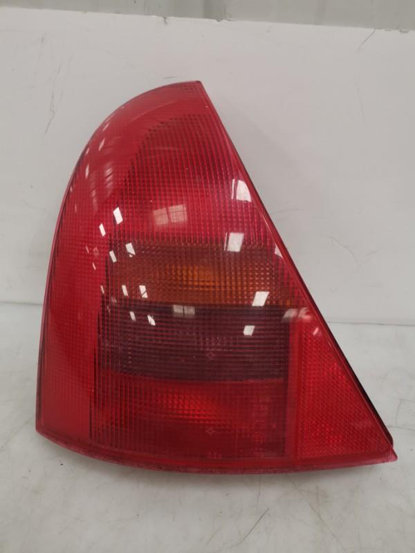 Fanale posteriore principale sinistro (luci) RENAULT CLIO 2 PHASE 1 Gasolina - 1