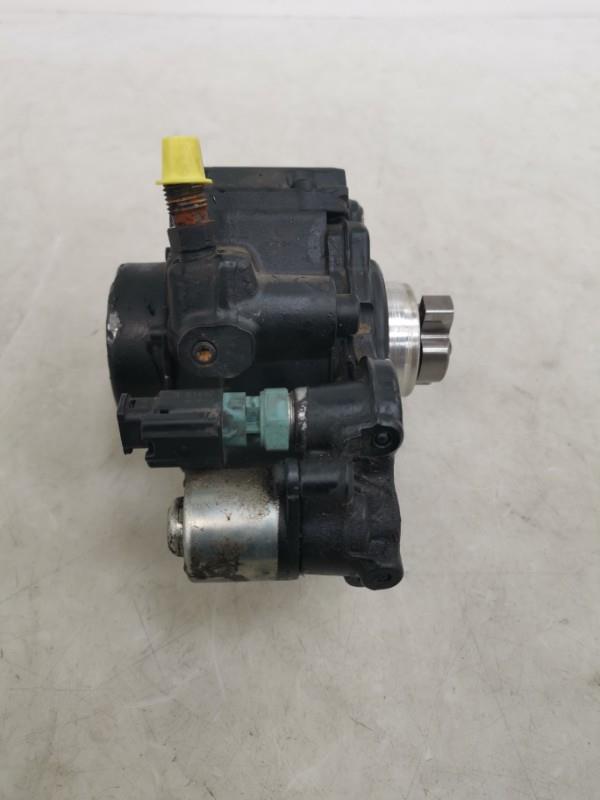 Pompe à injection FORD MONDEO 3 PHASE 2 Diesel - 1