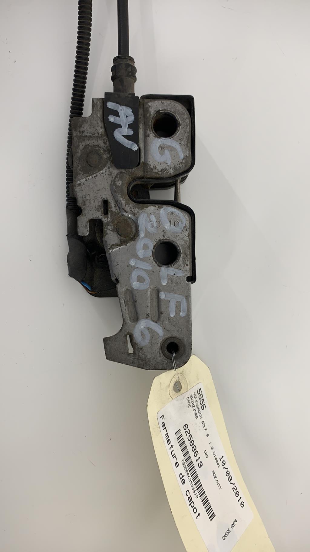 Fermeture de capot VOLKSWAGEN GOLF 6 Diesel - 1