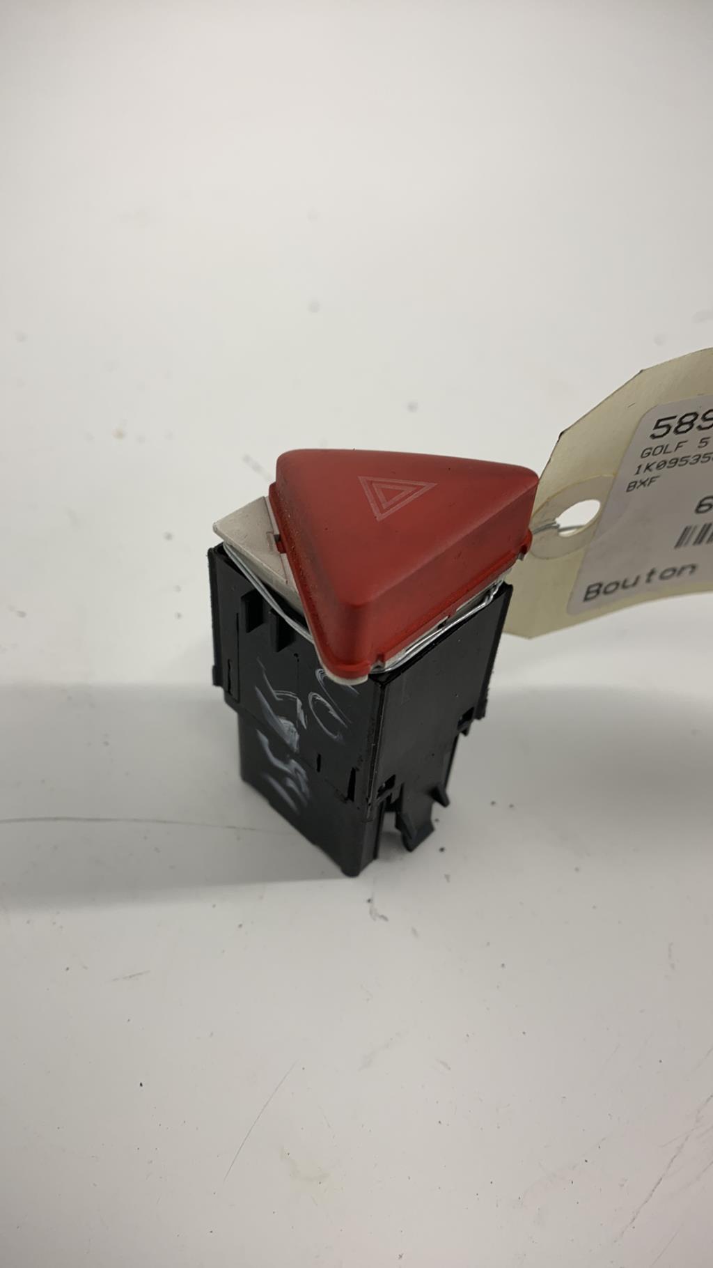 Bouton de warning VOLKSWAGEN GOLF 5 Diesel - 1