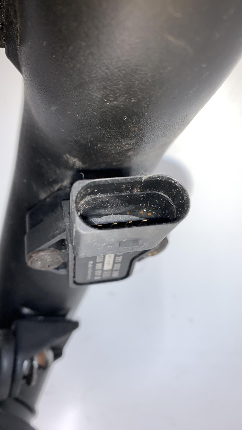 Conduite d'air VOLKSWAGEN GOLF 5 Diesel - 1