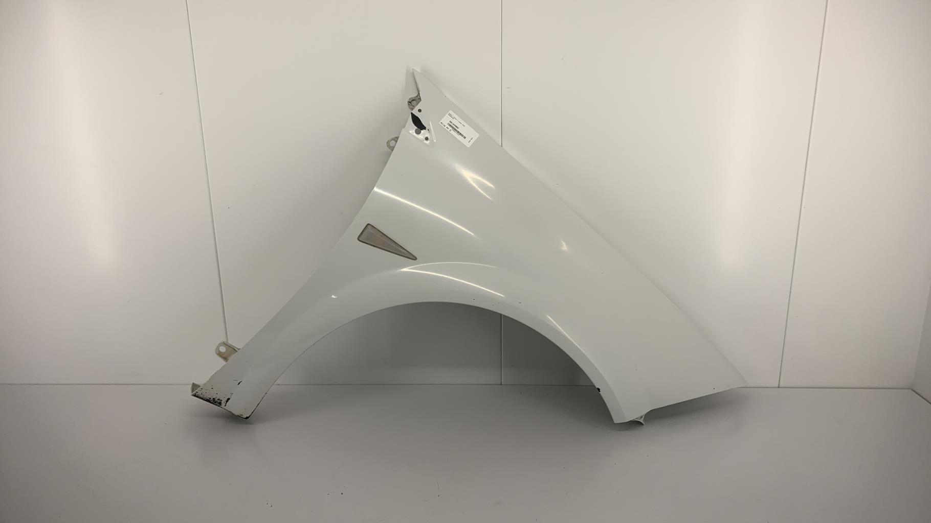 Aile avant droit RENAULT MEGANE 2 PHASE 2  - 1