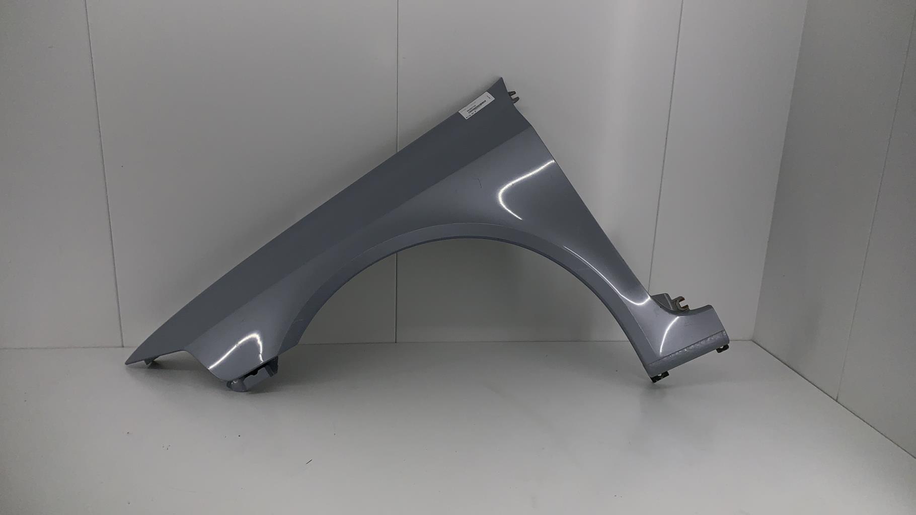 Aile avant gauche RENAULT LAGUNA 2 PHASE 1  - 1