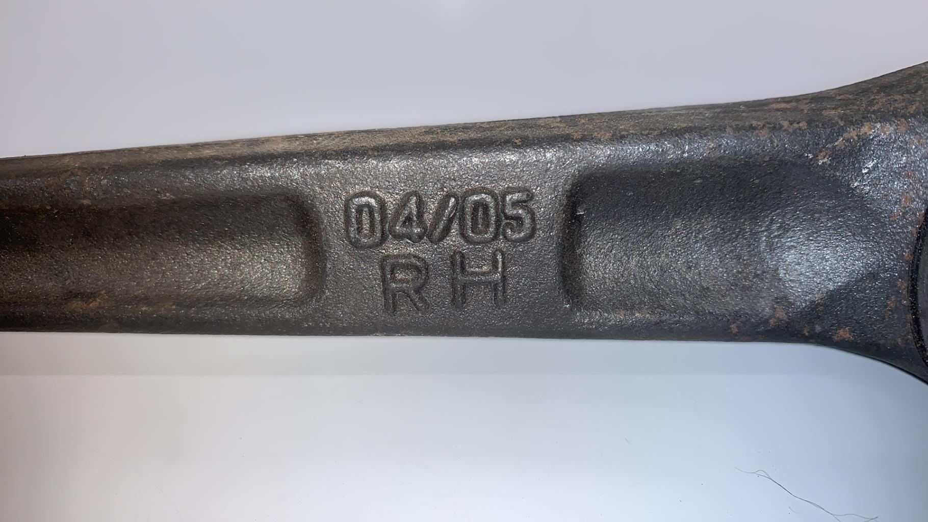 Triangle avant droit PEUGEOT 205  - 1