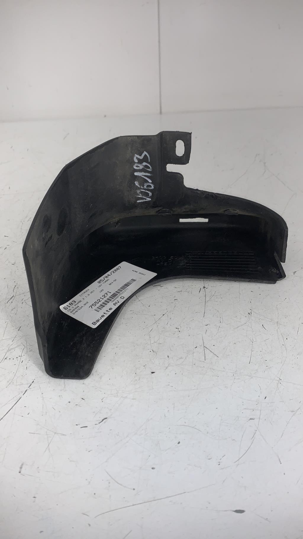 Bavette avant droit CITROEN C5 1 PHASE 2 Diesel - 1