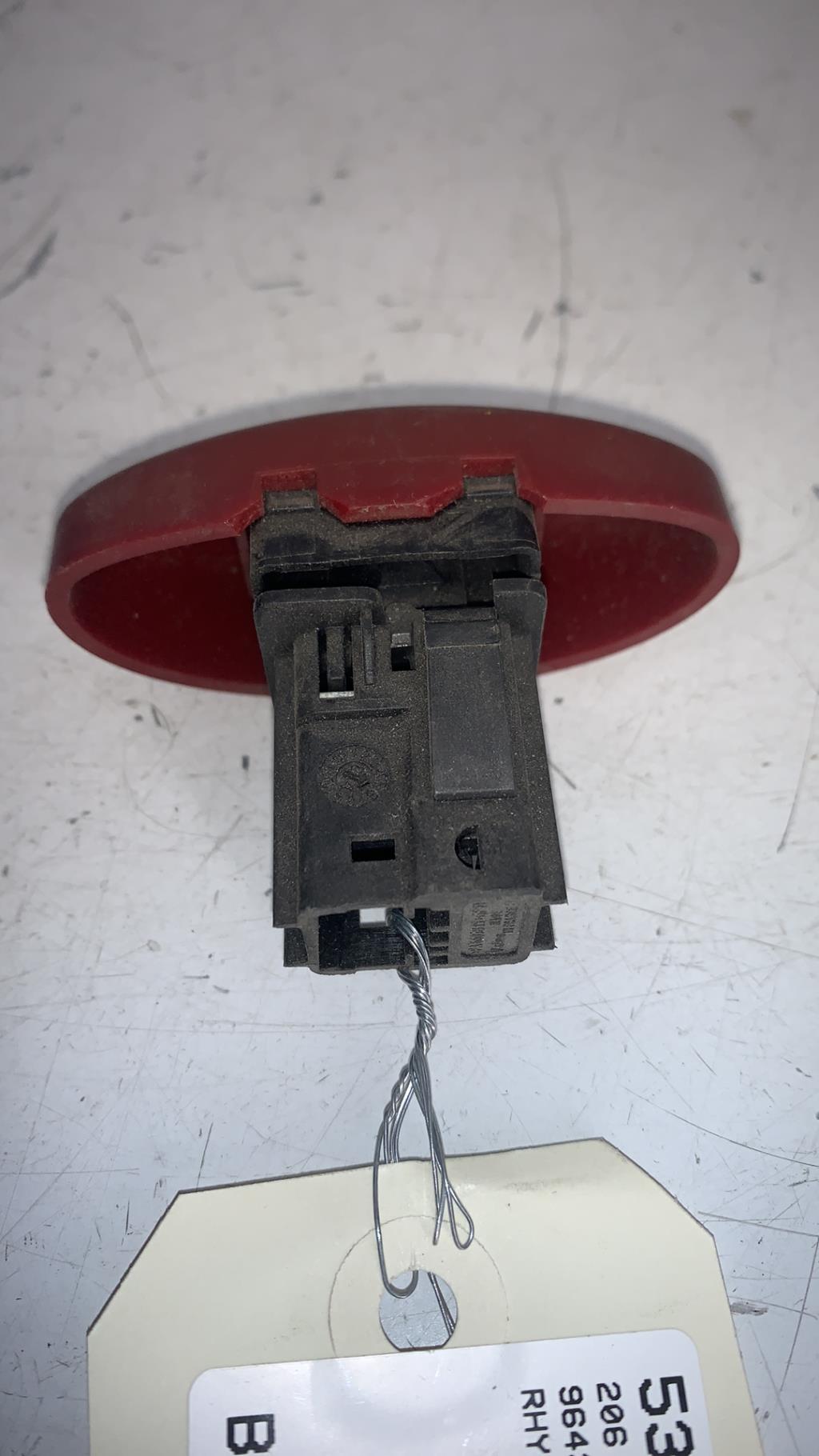 Bouton de warning PEUGEOT 206 PHASE 2 BREAK Diesel - 1