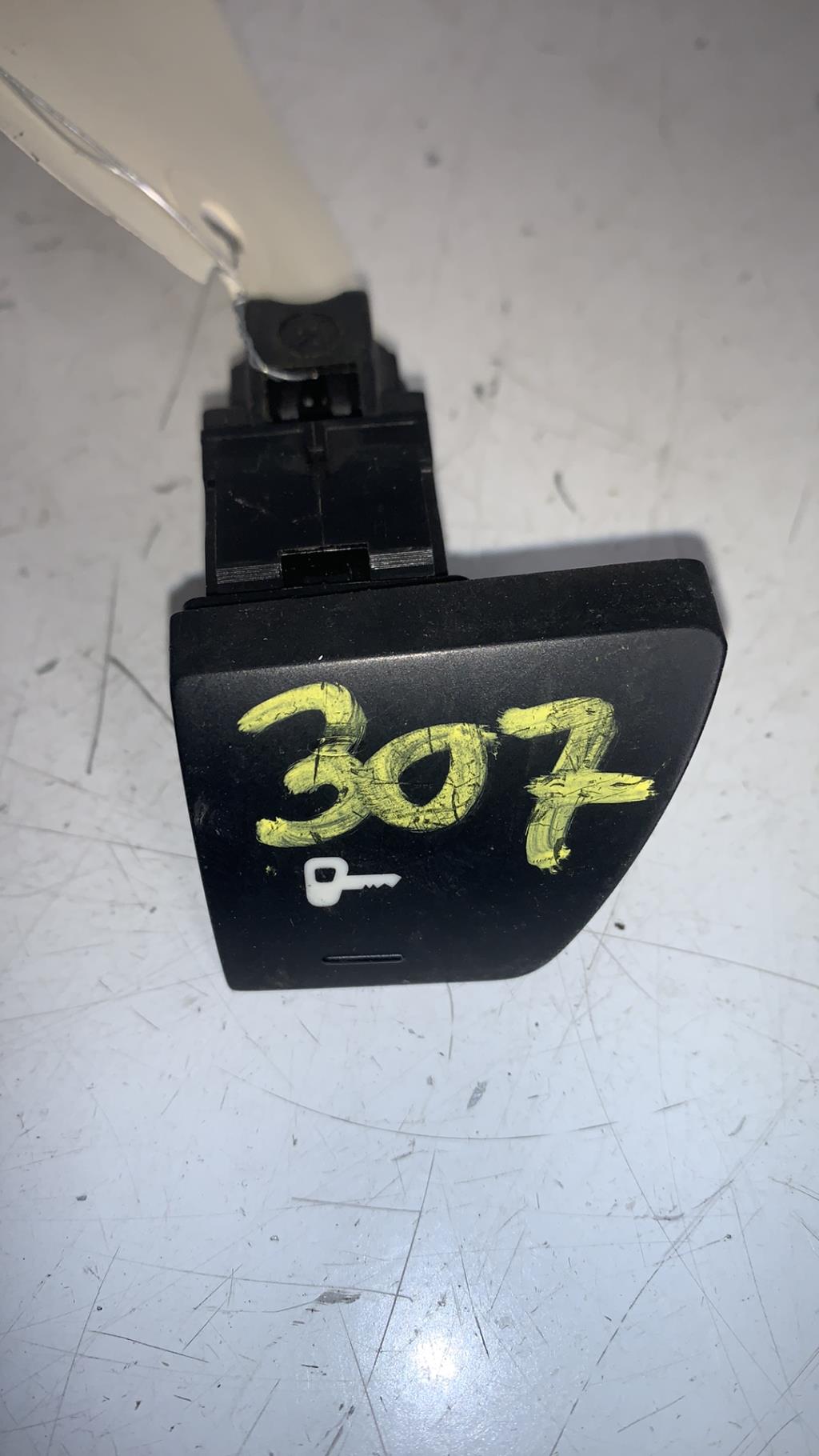 Commande de fermeture centralisee PEUGEOT 307 PHASE 2 BREAK Diesel - 1