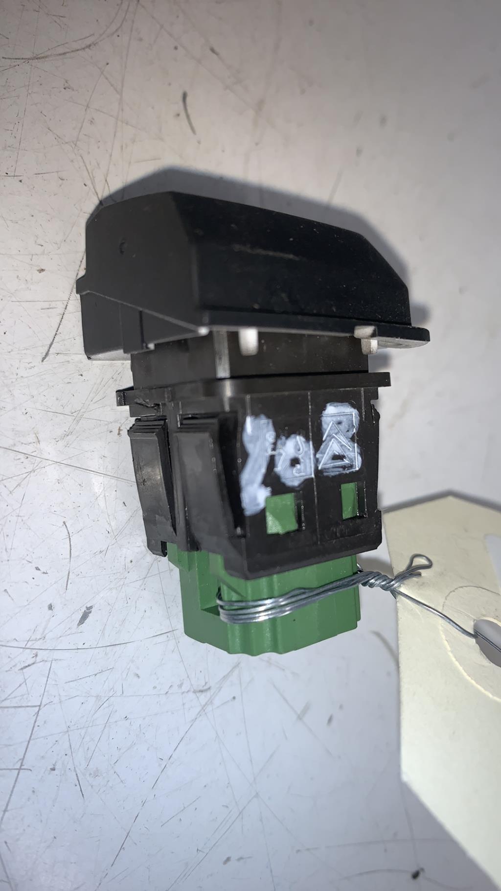 Commande de fermeture centralisee PEUGEOT 208 1 PHASE 2 Diesel - 1