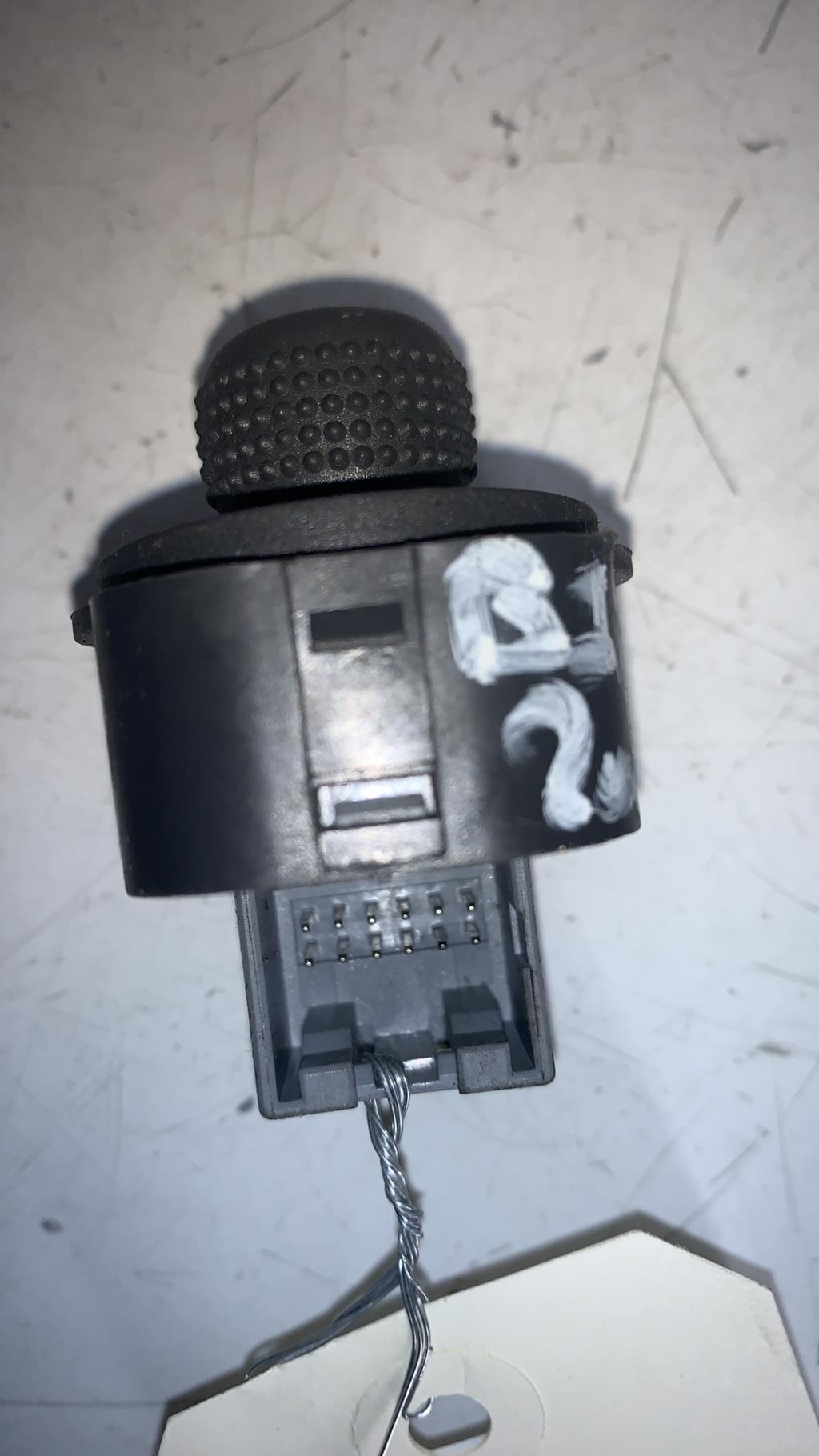Commande retroviseurs PEUGEOT BIPPER Diesel - 1