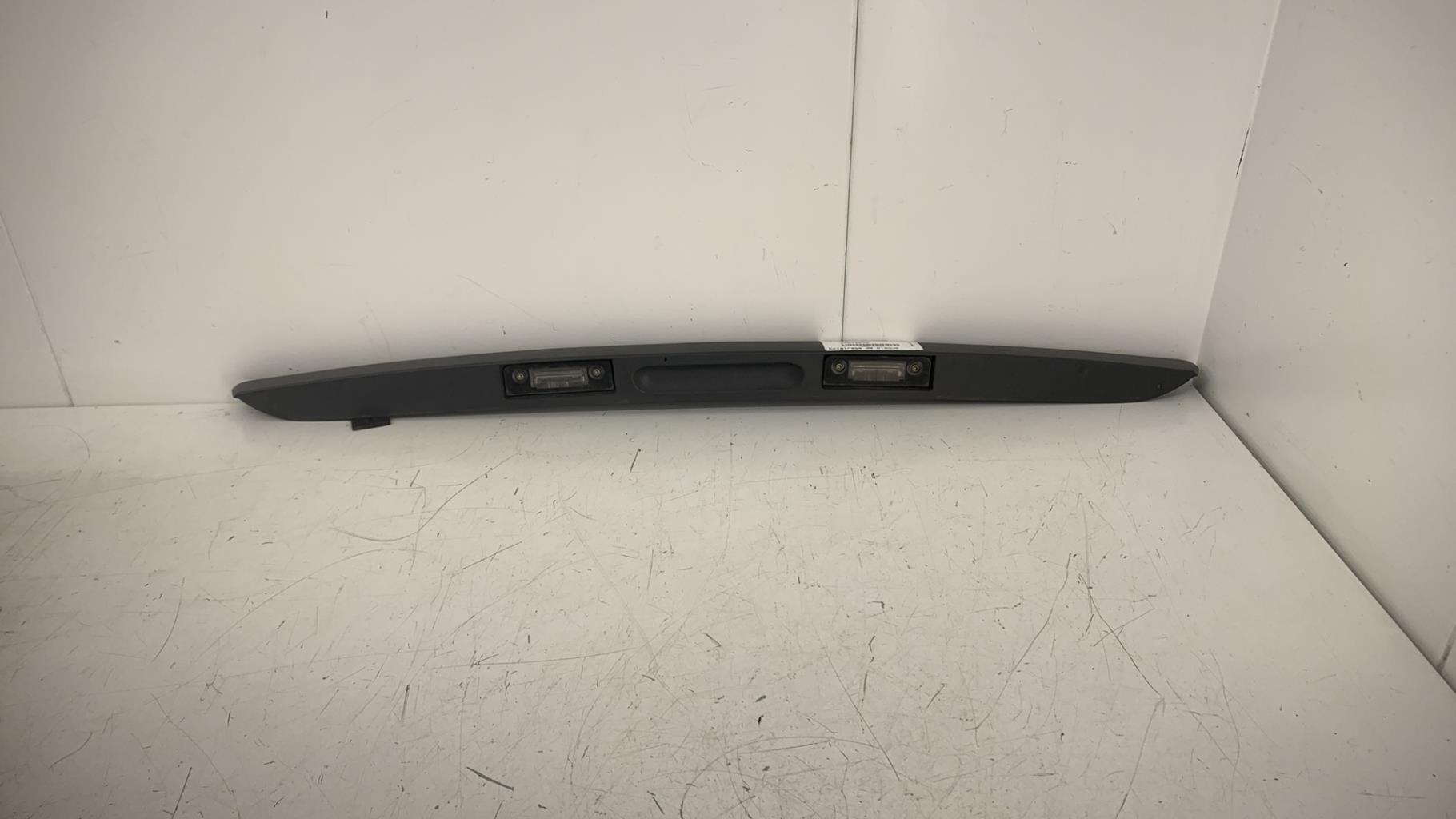 Eclairage de plaque FORD FIESTA 5 PHASE 2 Diesel - 1