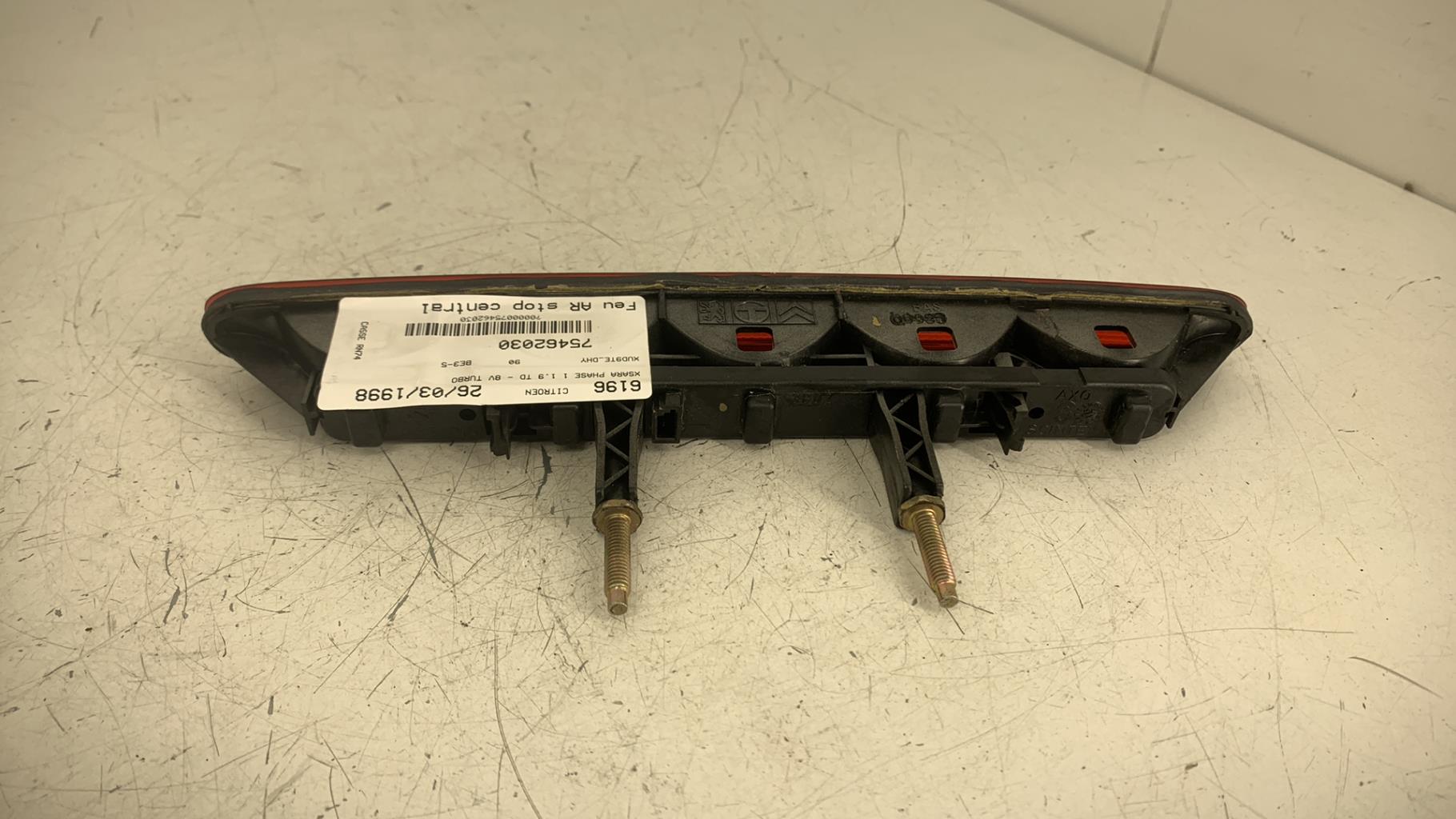 Feu arriere stop central CITROEN XSARA PHASE 1 Diesel - 1