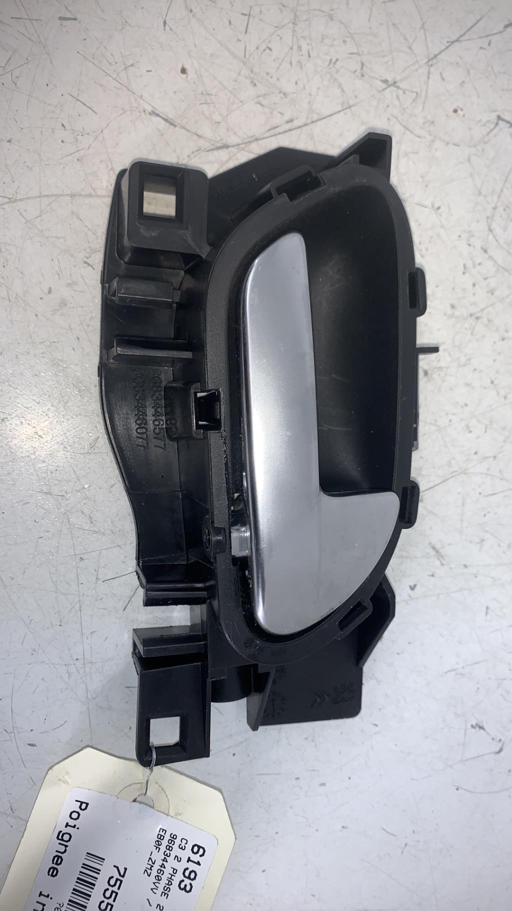 Poignee interieur avant droit CITROEN C3 2 PHASE 2 Essence - 1