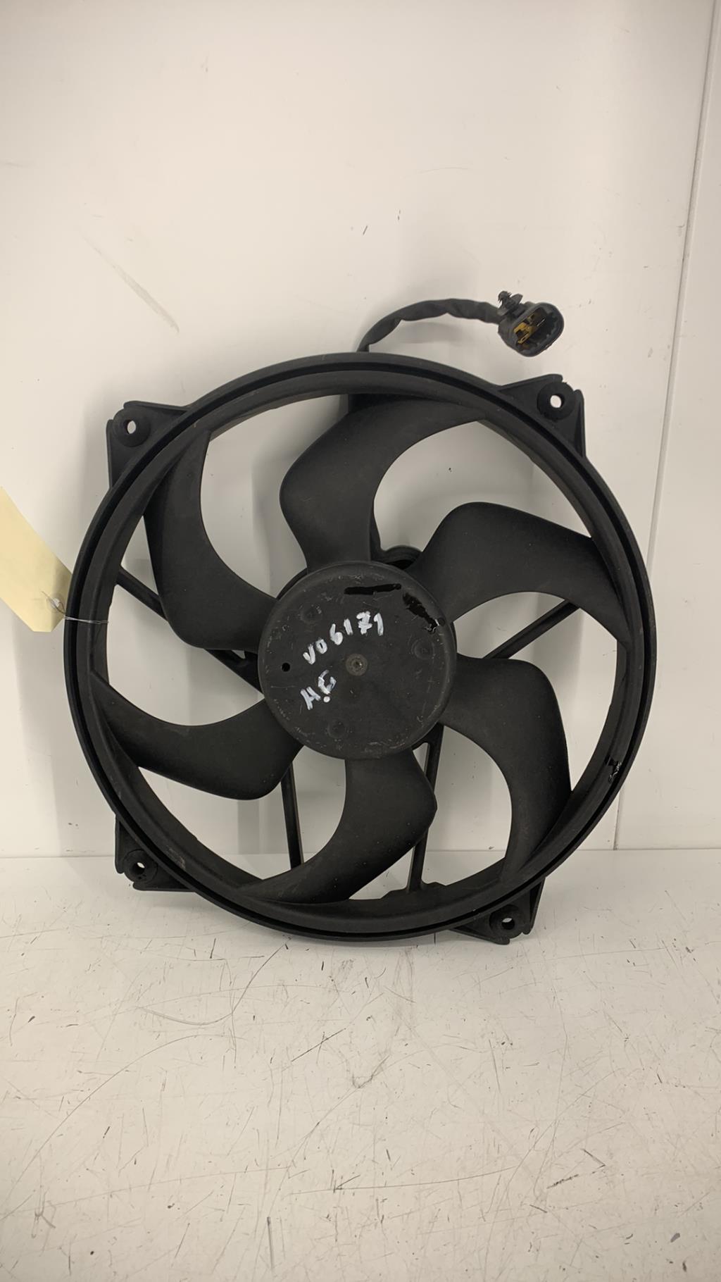 Ventilateur eau PEUGEOT 307 PHASE 1 BREAK Diesel - 1