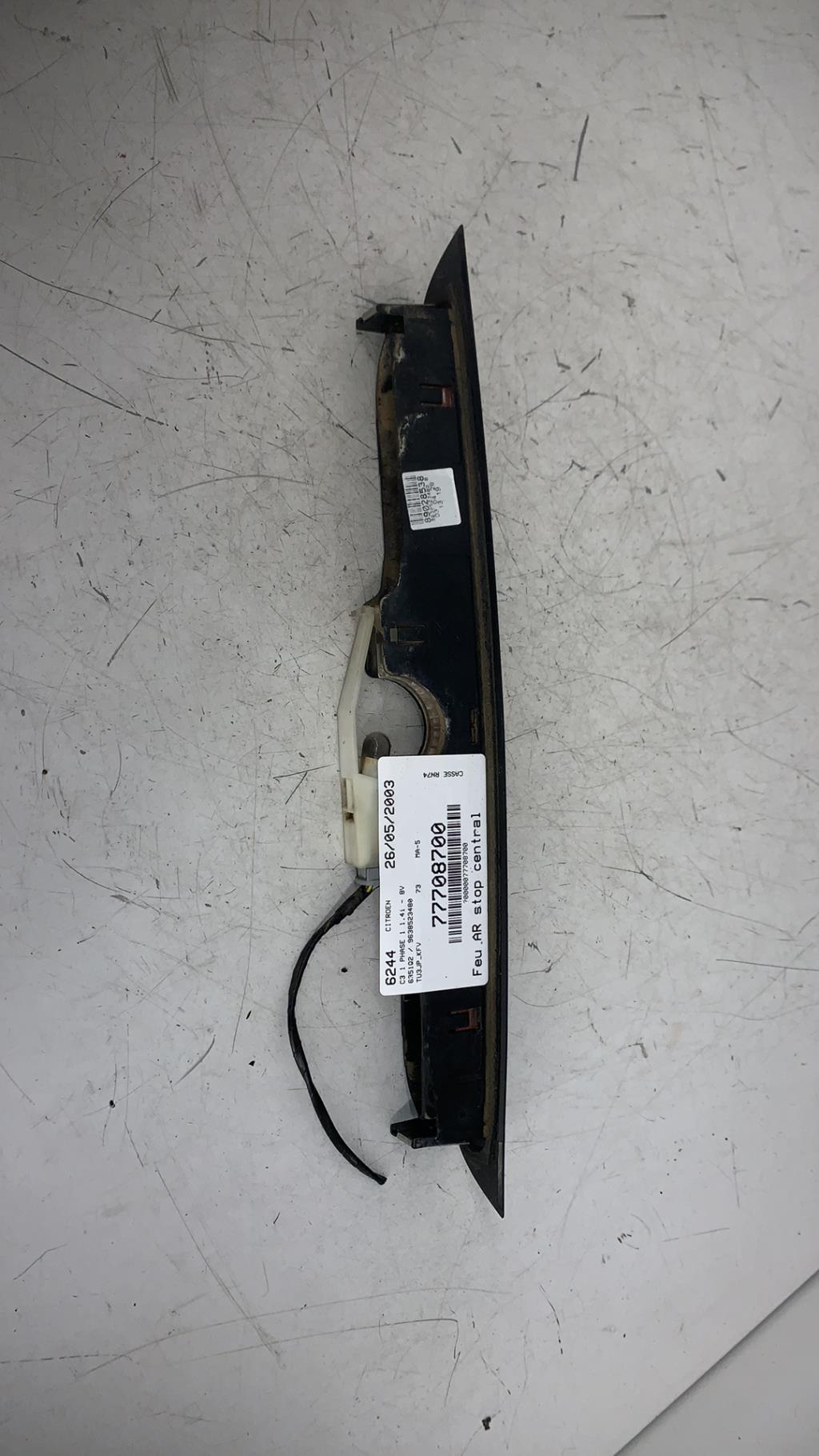 Feu arriere stop central CITROEN C3 1 PHASE 1 Essence - 1