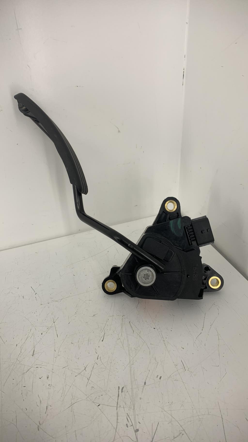 Pedale d'accelerateur RENAULT KANGOO 2 PHASE 1 Diesel - 1