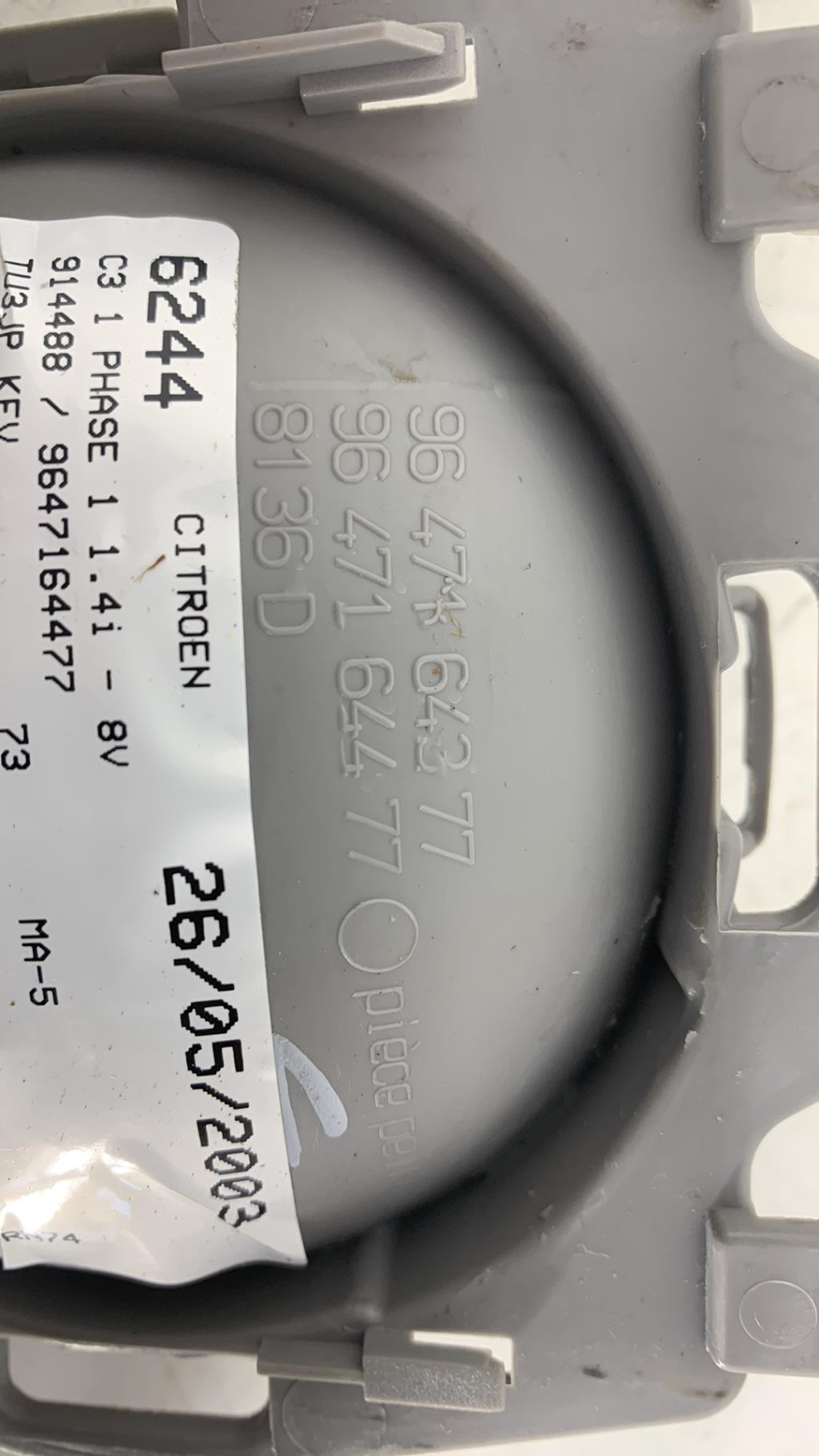 Poignee interieur avant droit CITROEN C3 1 PHASE 1 Essence - 1