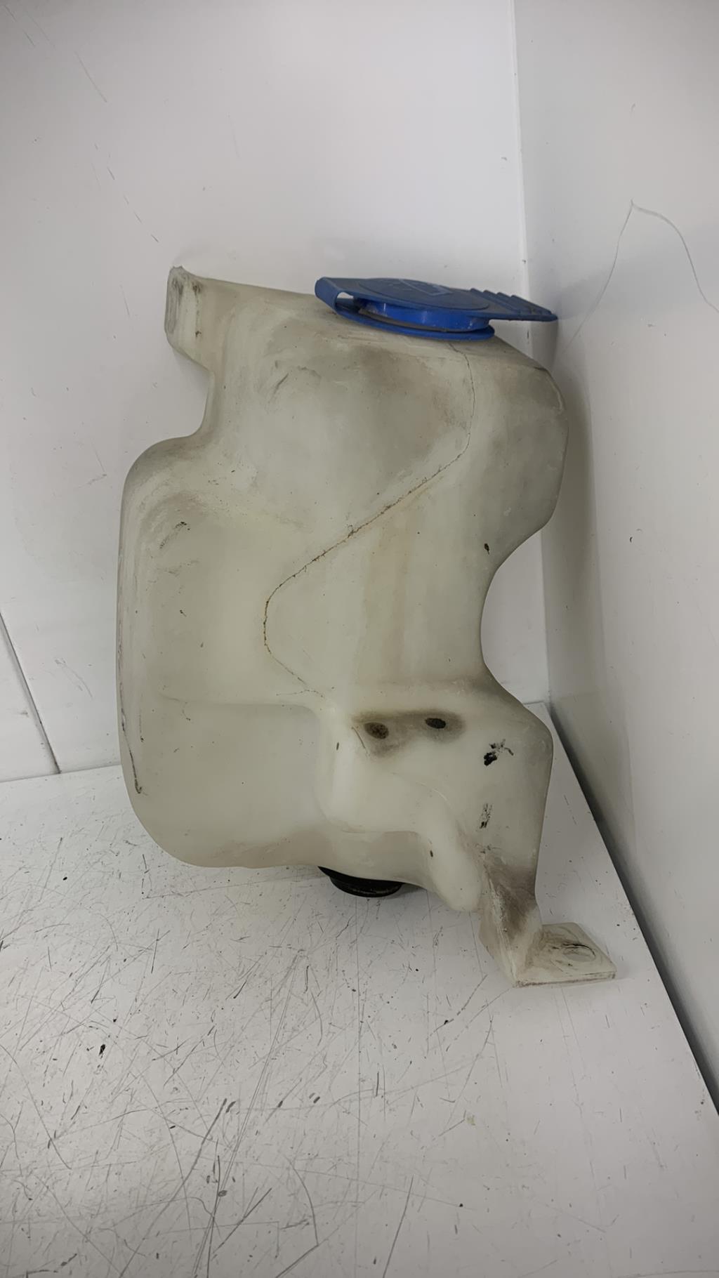 Vase de lave glace VOLKSWAGEN GOLF 4 Essence - 1