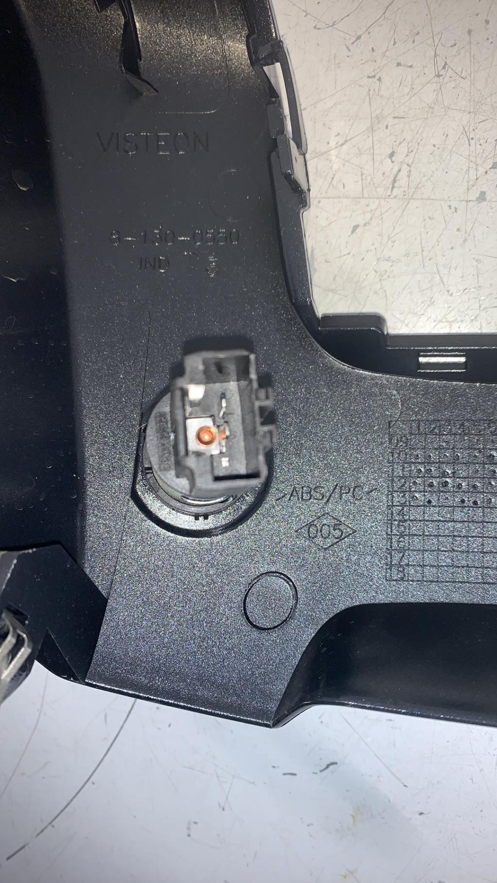 Console central (interieur plastique) PEUGEOT 5008 1 PHASE 1  - 1