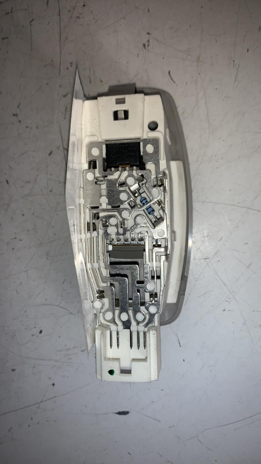 Eclairage de plafonnier RENAULT MEGANE 4 PHASE 1 Diesel - 1