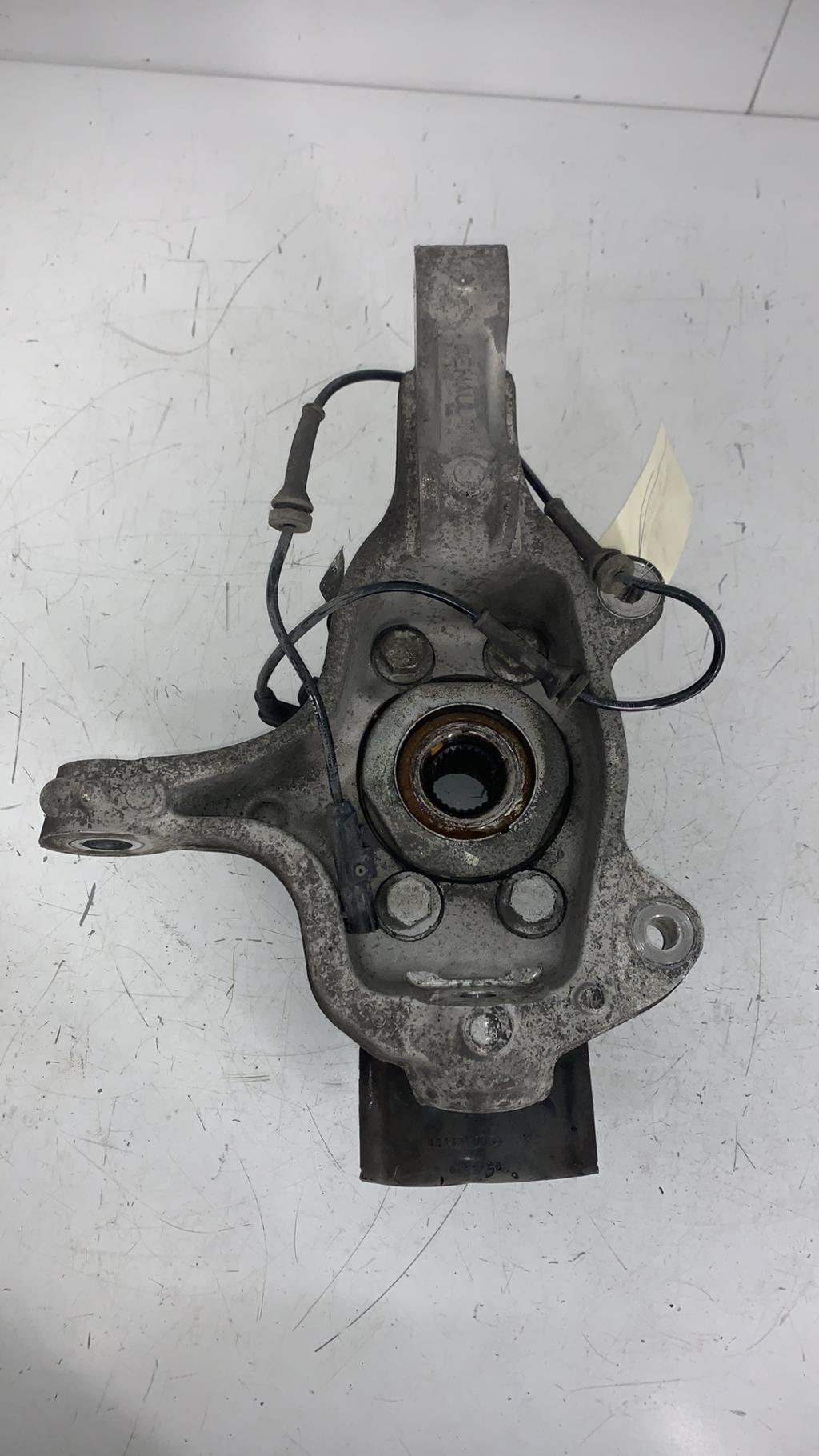 Moyeu avant gauche RENAULT LAGUNA 3 PHASE 3 Diesel - 1