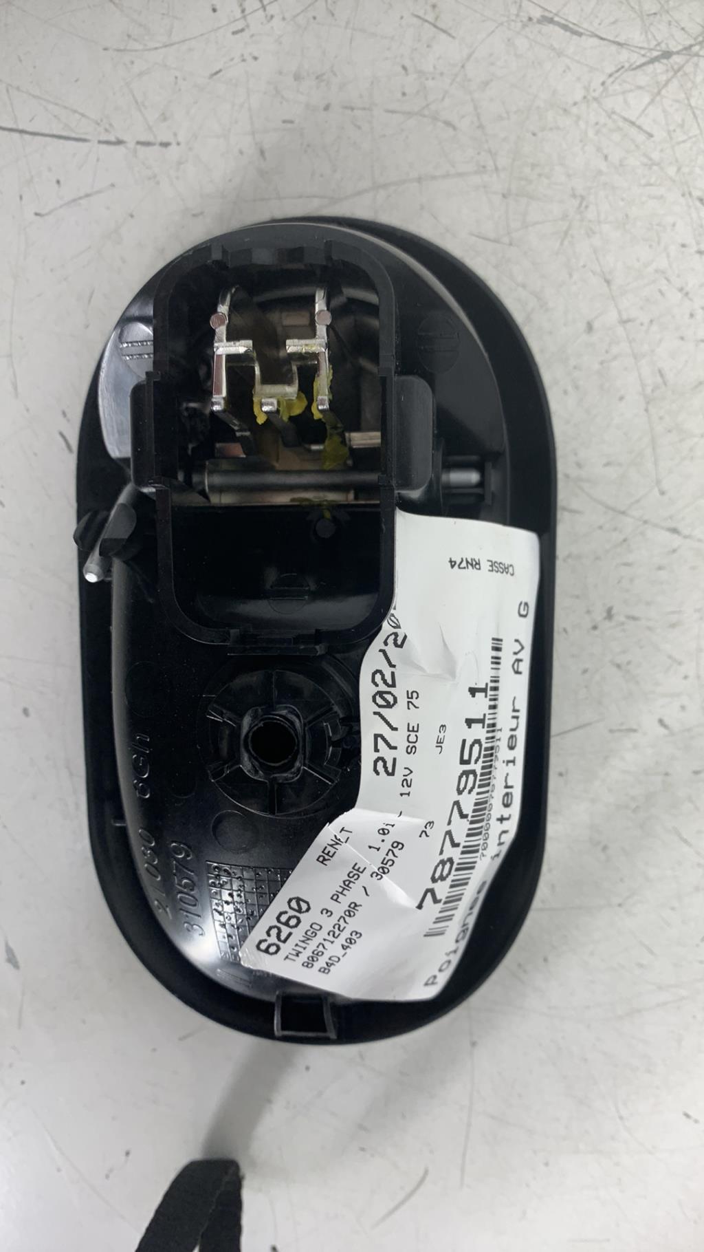 Poignee interieur avant gauche RENAULT TWINGO 3 PHASE 1 Essence - 1