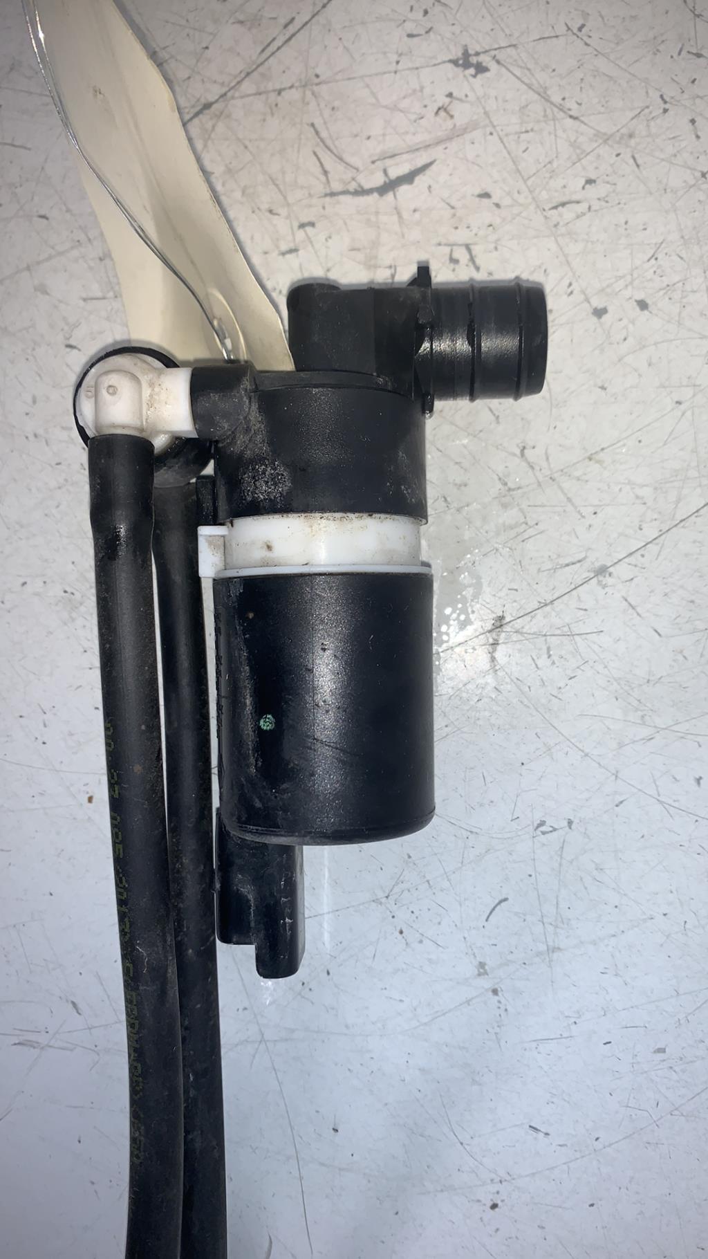 Pompe lave phares RENAULT LAGUNA 3 PHASE 3 Diesel - 1
