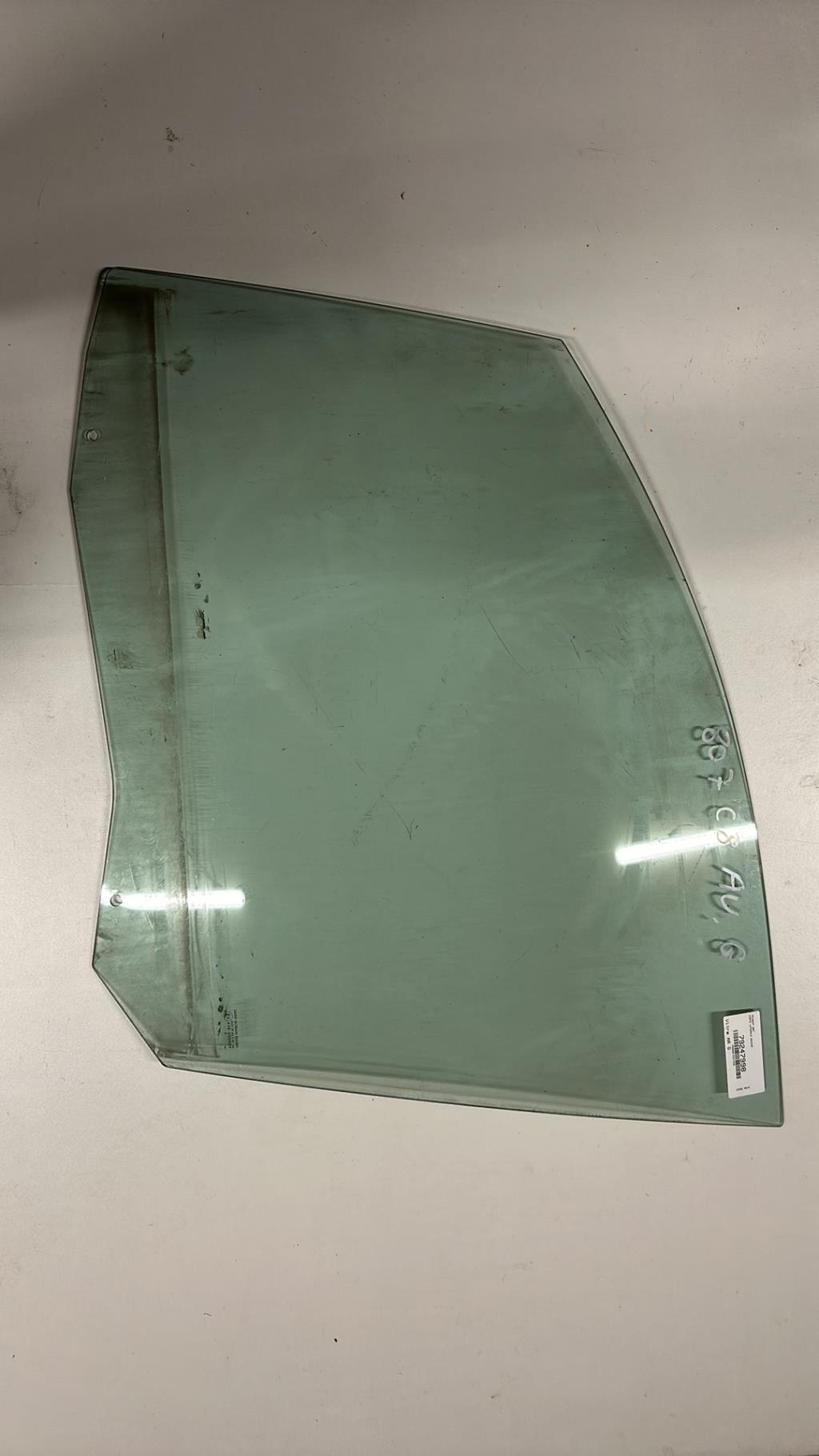 Vitre avant gauche PEUGEOT 807 Diesel - 1