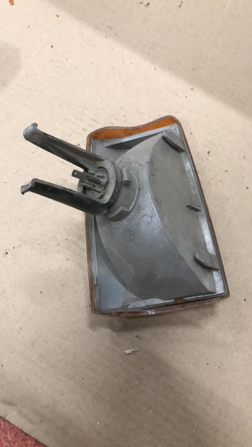 Optique avant secondaire gauche (feux)(clignotant) RENAULT R9  - 1