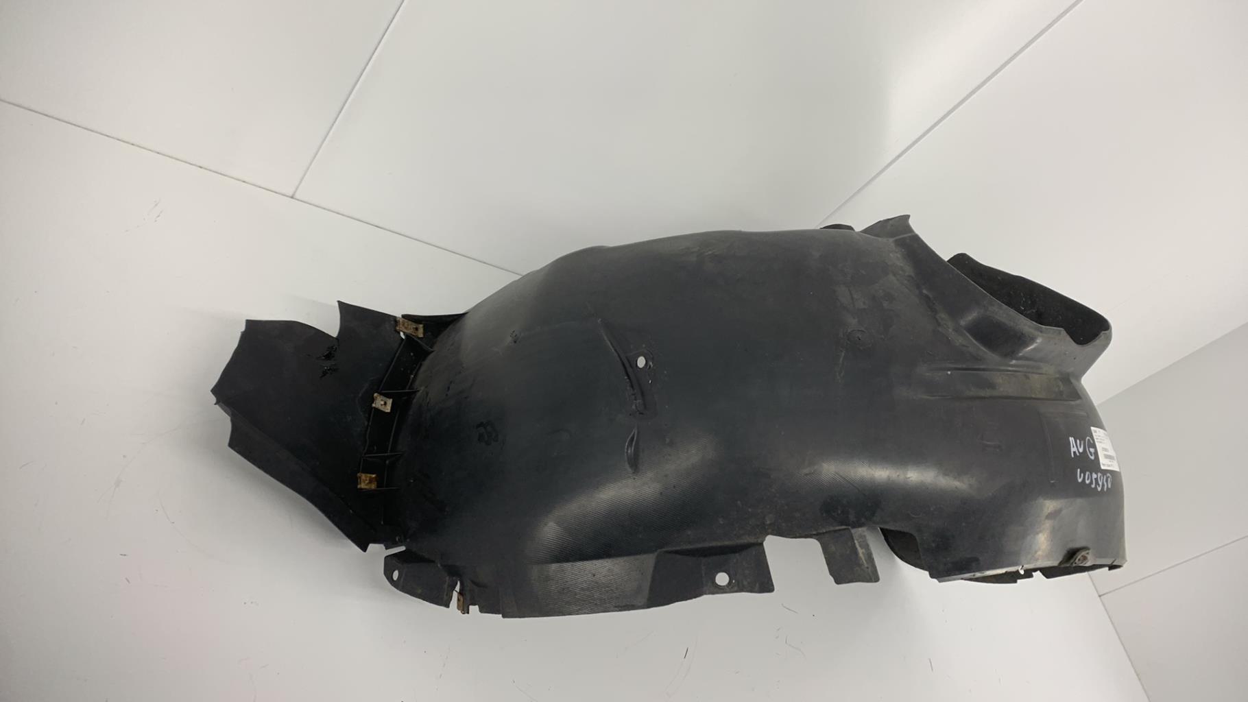 Pare boue avant gauche FORD FOCUS 2 PHASE 1 Diesel - 1