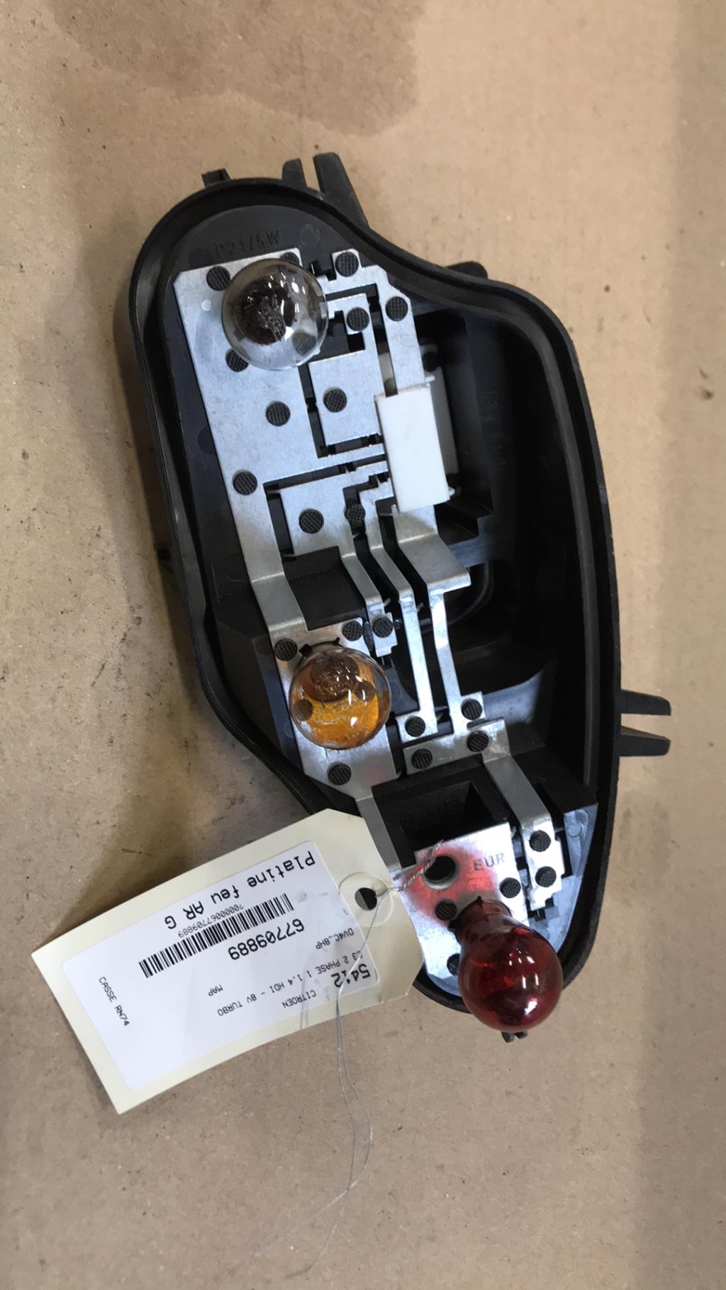 Platine feu arriere gauche CITROEN C3 2 PHASE 1 Essence - 1