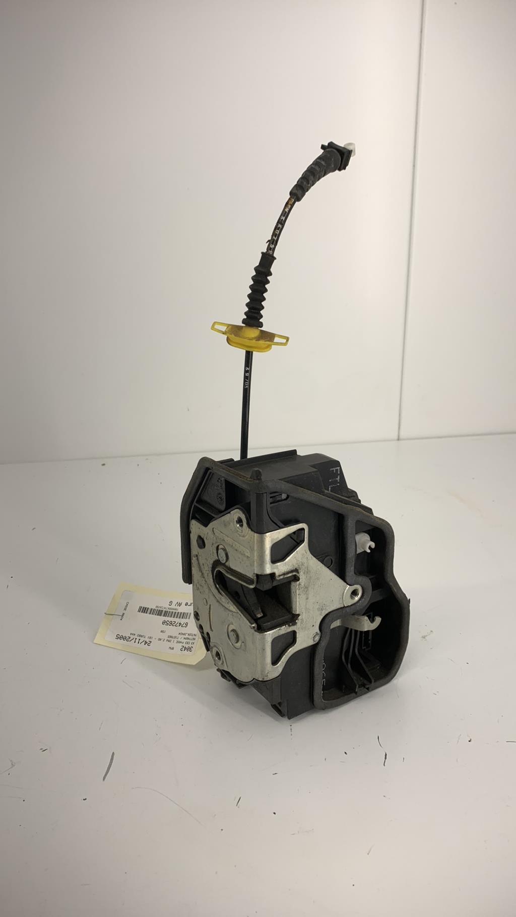 Serrure avant gauche BMW X3 E83 PHASE 1 Diesel - 1