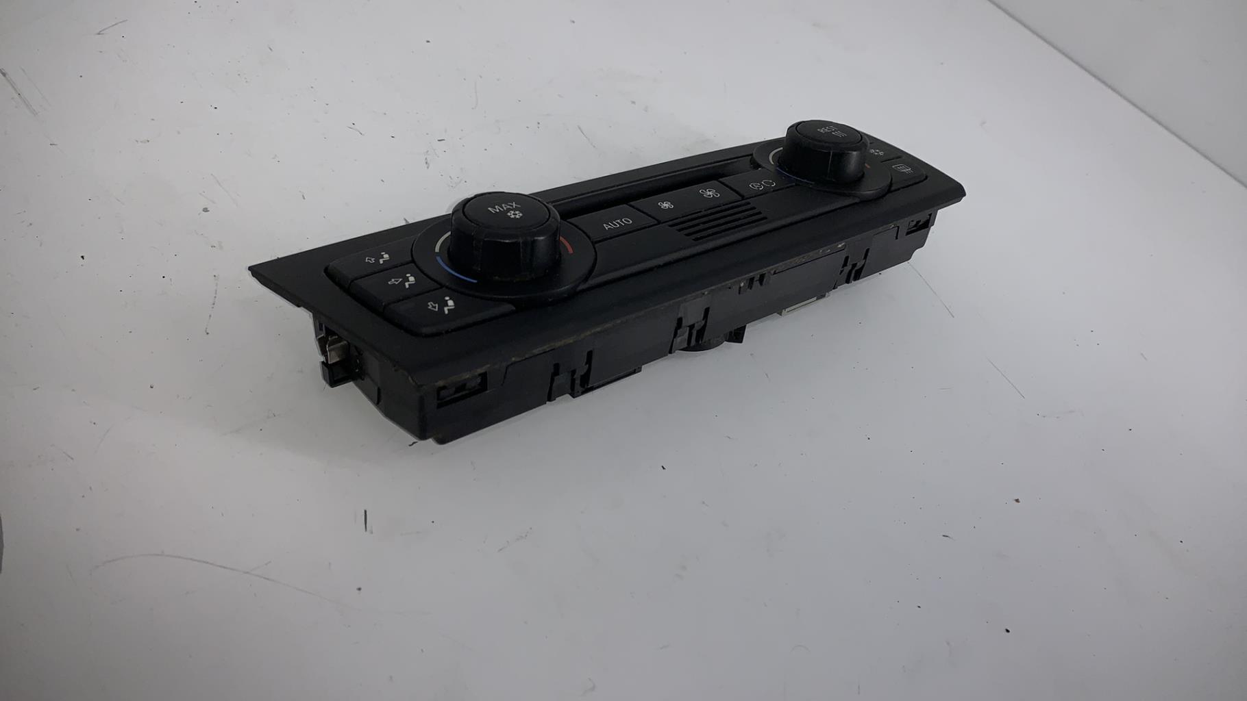 Commande chauffage BMW SERIE 1 E87 PHASE 1 Diesel - 1