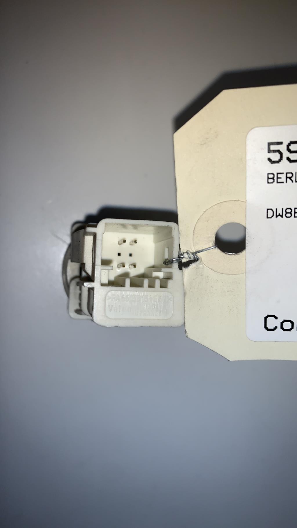 Commande degivrage lunette arriere CITROEN BERLINGO 1 PHASE 2 Diesel - 1