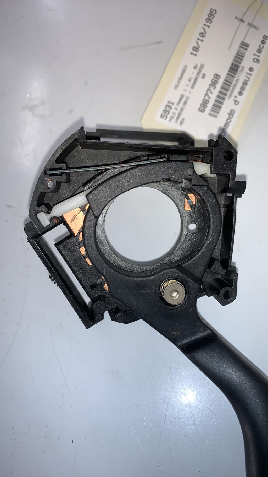 Commodo d'essuie glaces VOLKSWAGEN POLO 3 PHASE 1  - 1