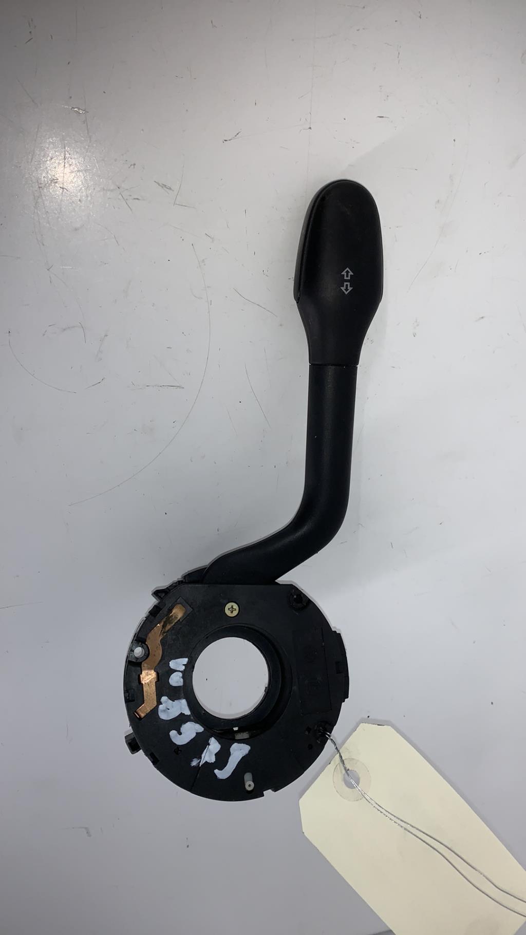 Commodo phare VOLKSWAGEN POLO 3 PHASE 1 Essence - 1
