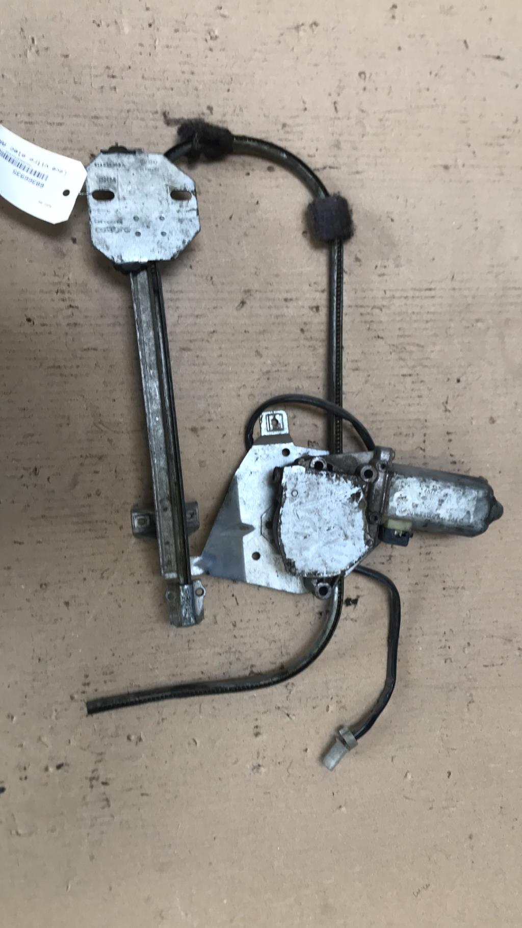 Leve vitre electrique arriere droit AUDI 80  - 1