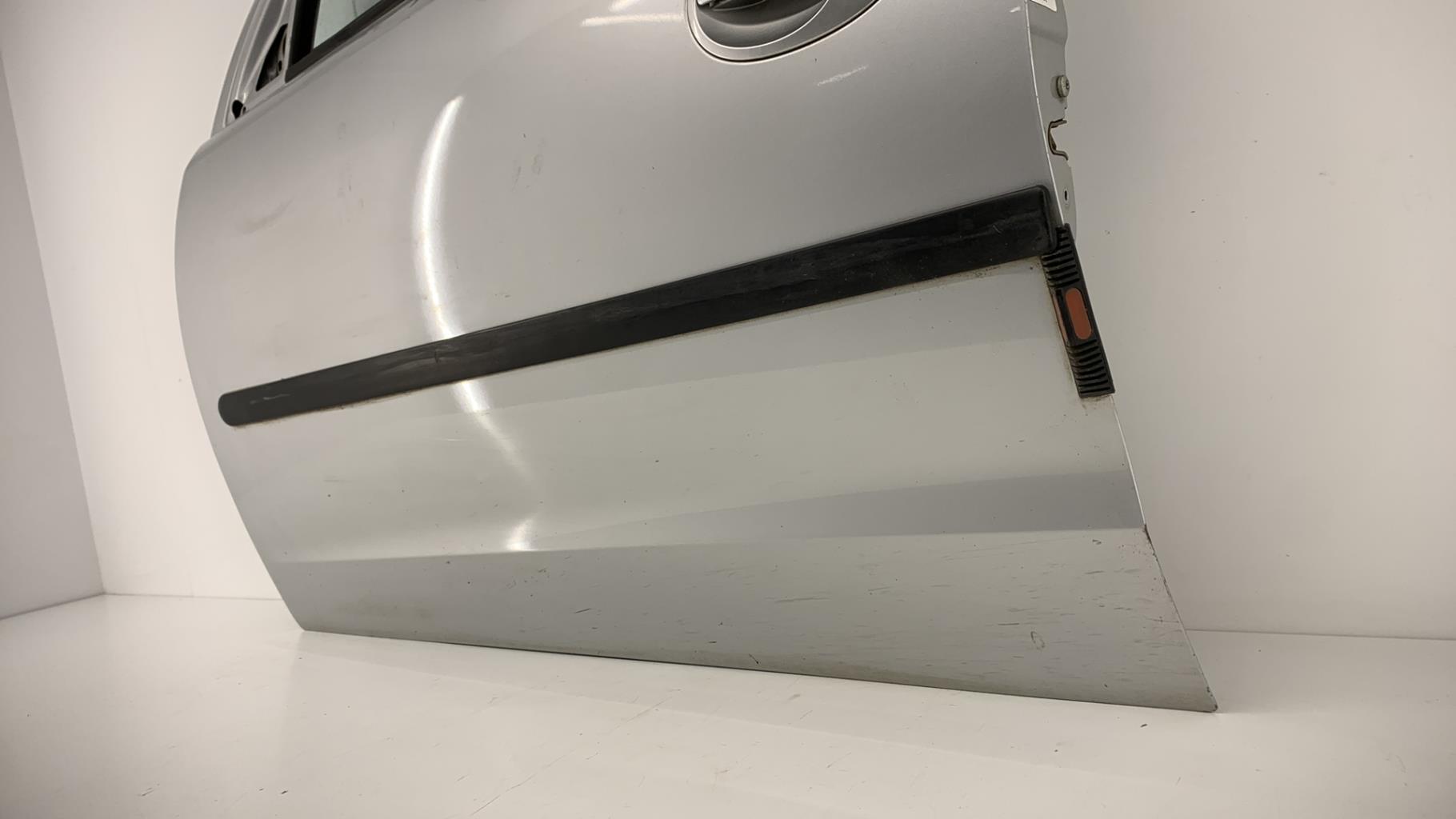 Porte avant gauche OPEL CORSA C PHASE 2 Essence - 1