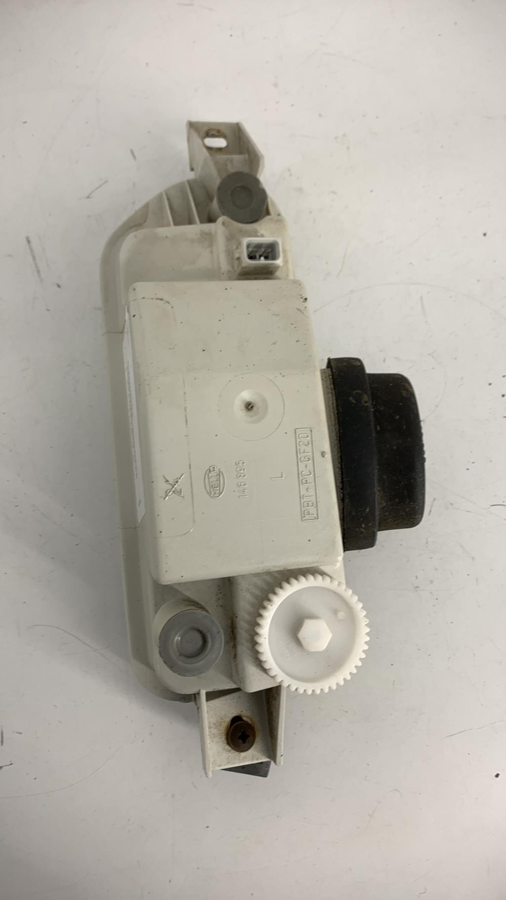 Anti brouillard gauche (feux) FORD ESCORT 6  - 1