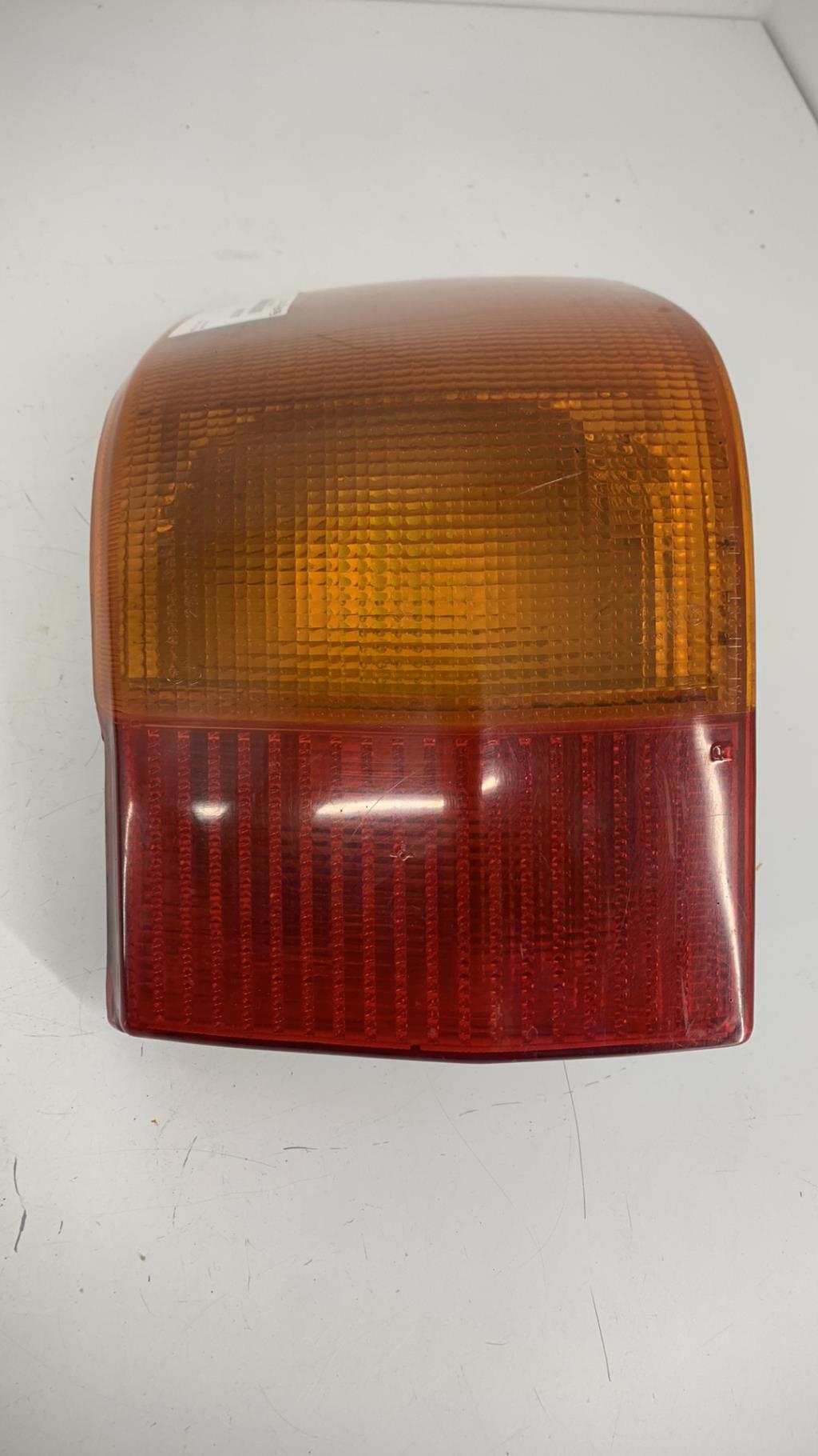 Feu arriere principal droit (feux) AUDI 80 3 PHASE 1  - 1