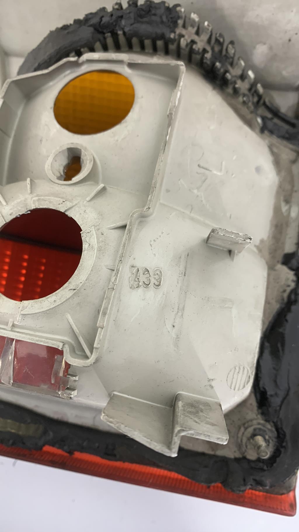 Feu arriere principal gauche (feux) AUDI 80 3 PHASE 1  - 1