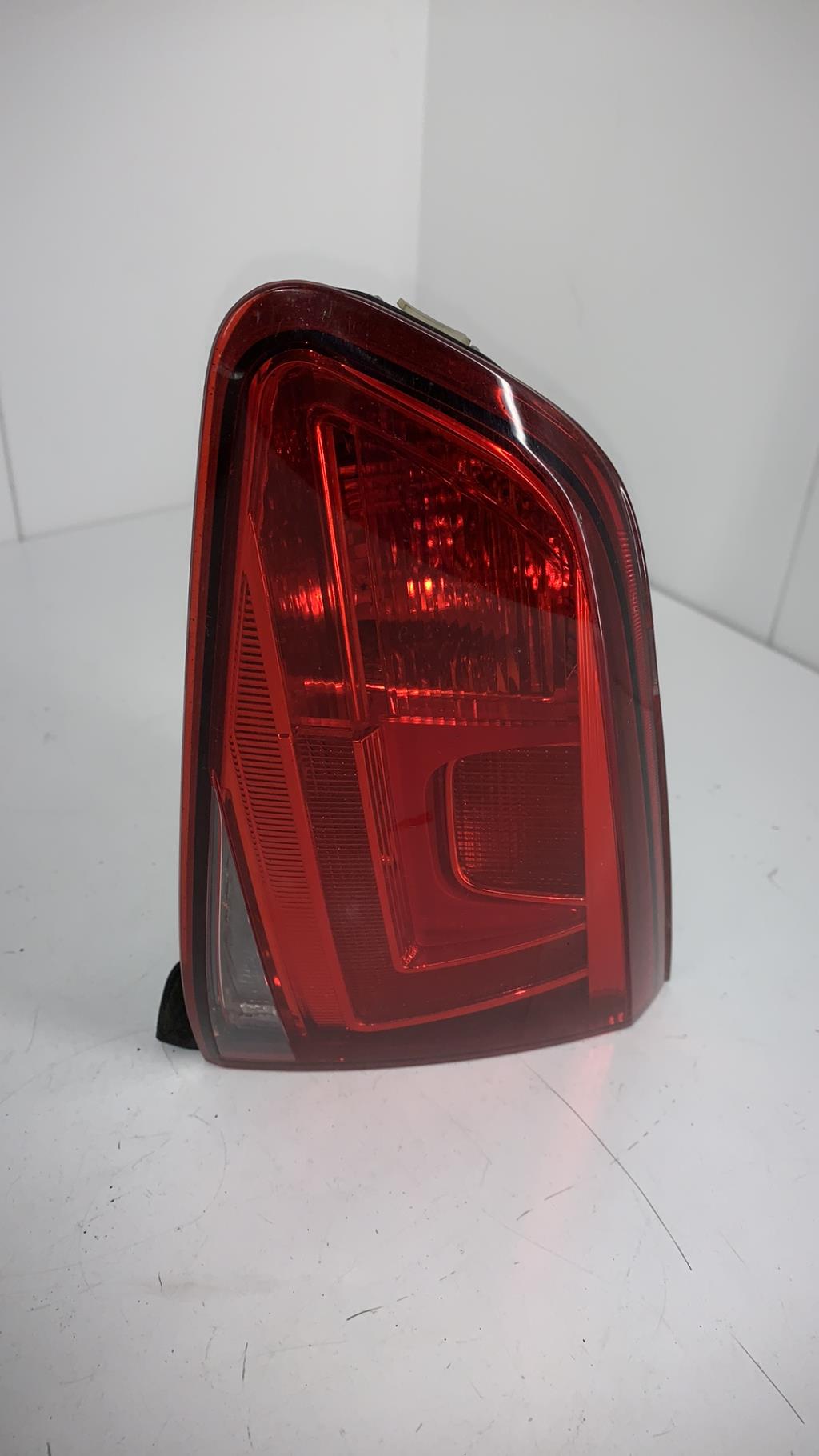 Feu arriere secondaire droit (feux) VOLKSWAGEN GOLF 7 PHASE 1 Diesel - 1