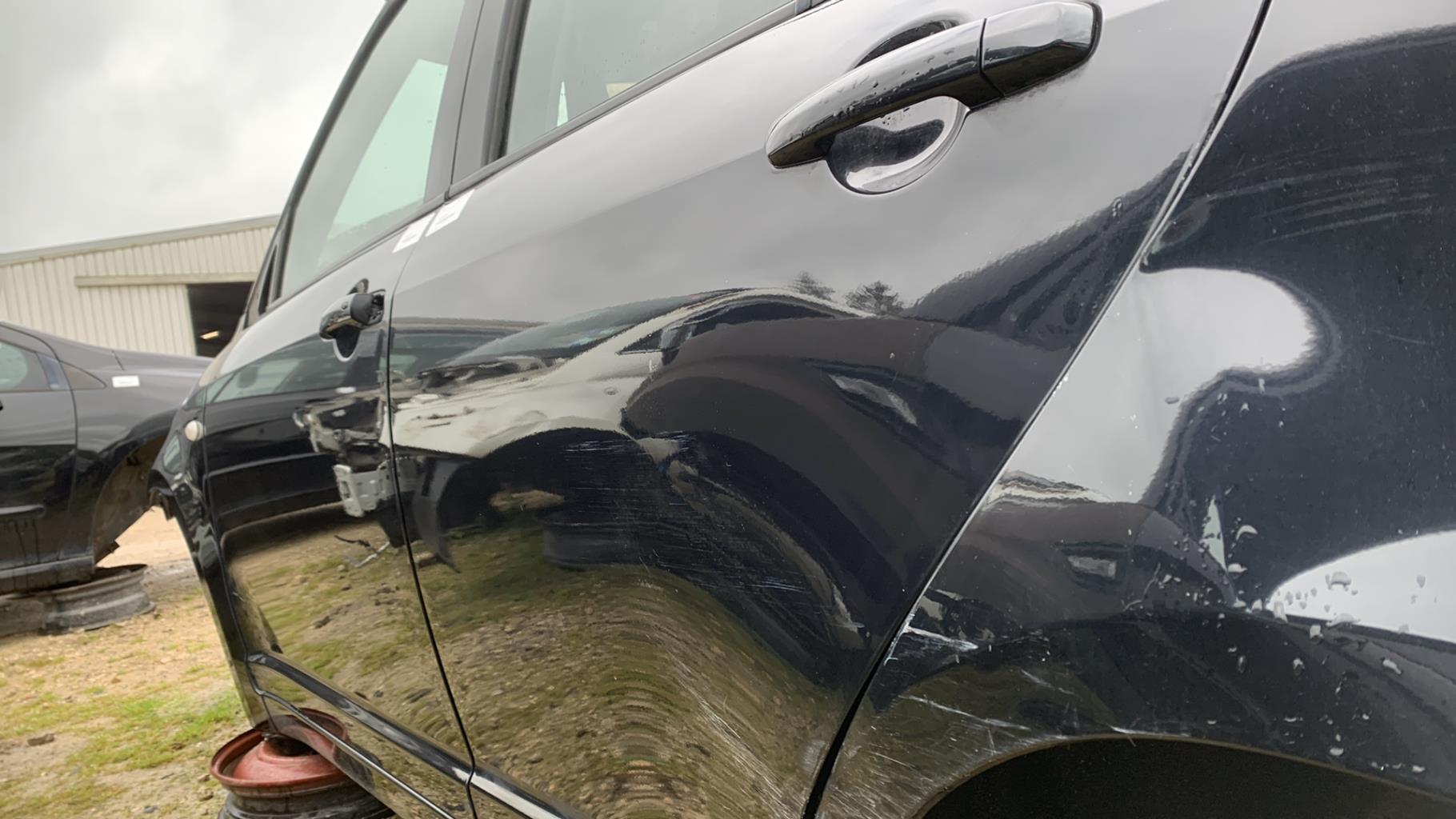 Porte arriere gauche SUZUKI SWIFT 3 Essence - 1