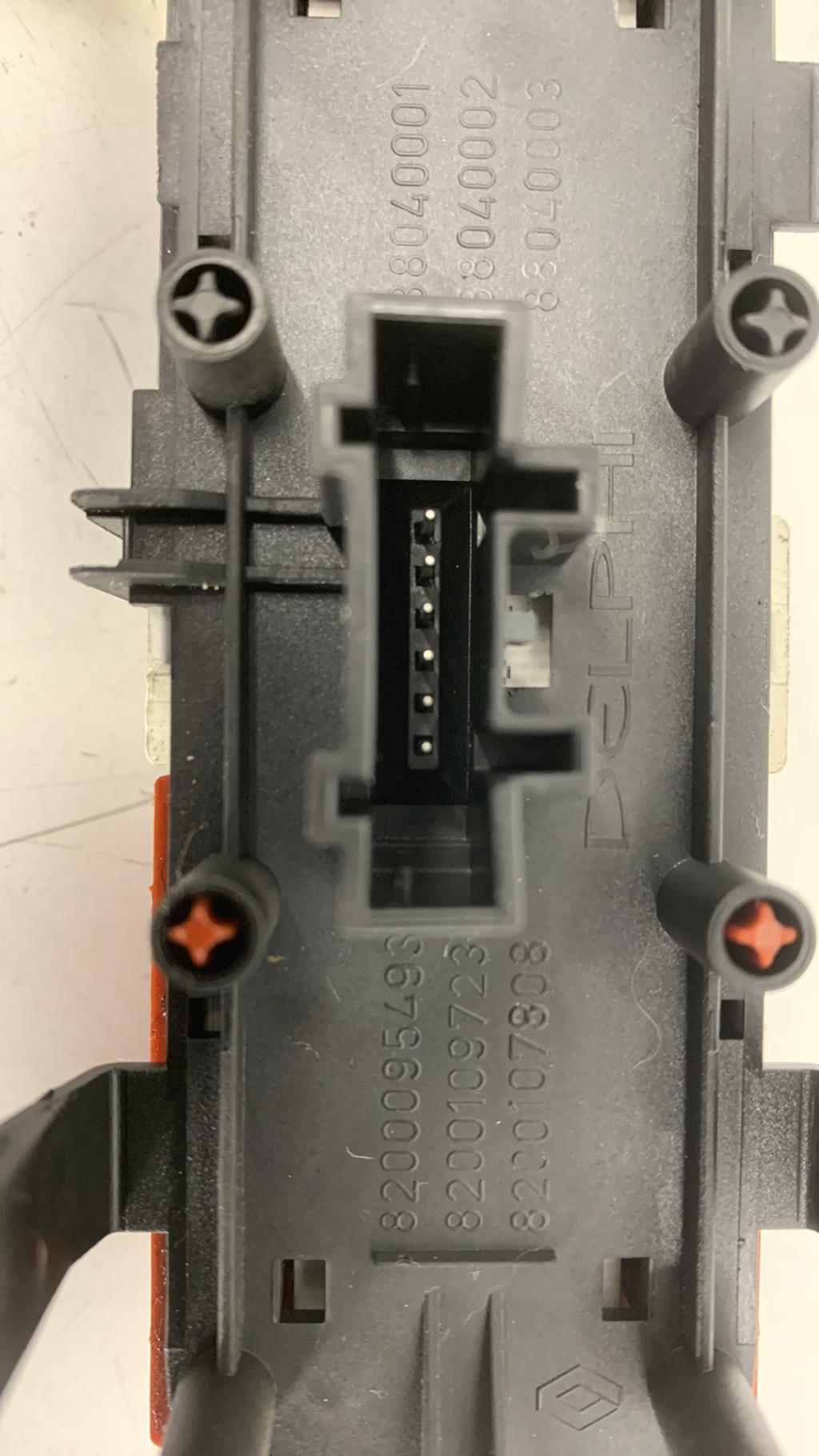 Bouton de warning RENAULT MEGANE 2 PHASE 1 BREAK Diesel - 1