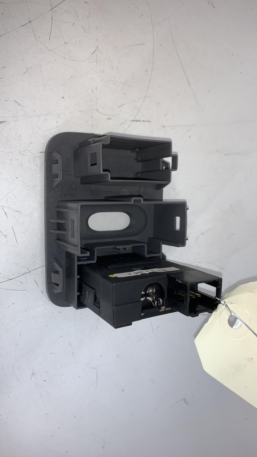 Commande de reglage hauteur de phare RENAULT CLIO 2 PHASE 1 Essence - 1