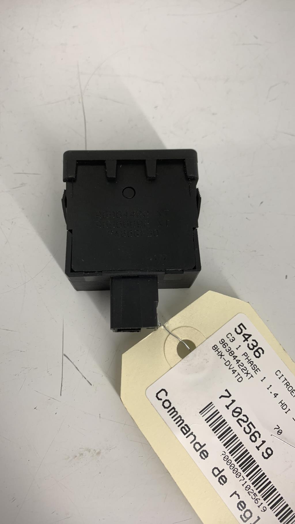 Commande de reglage hauteur de phare CITROEN C3 1 PHASE 1 Diesel - 1